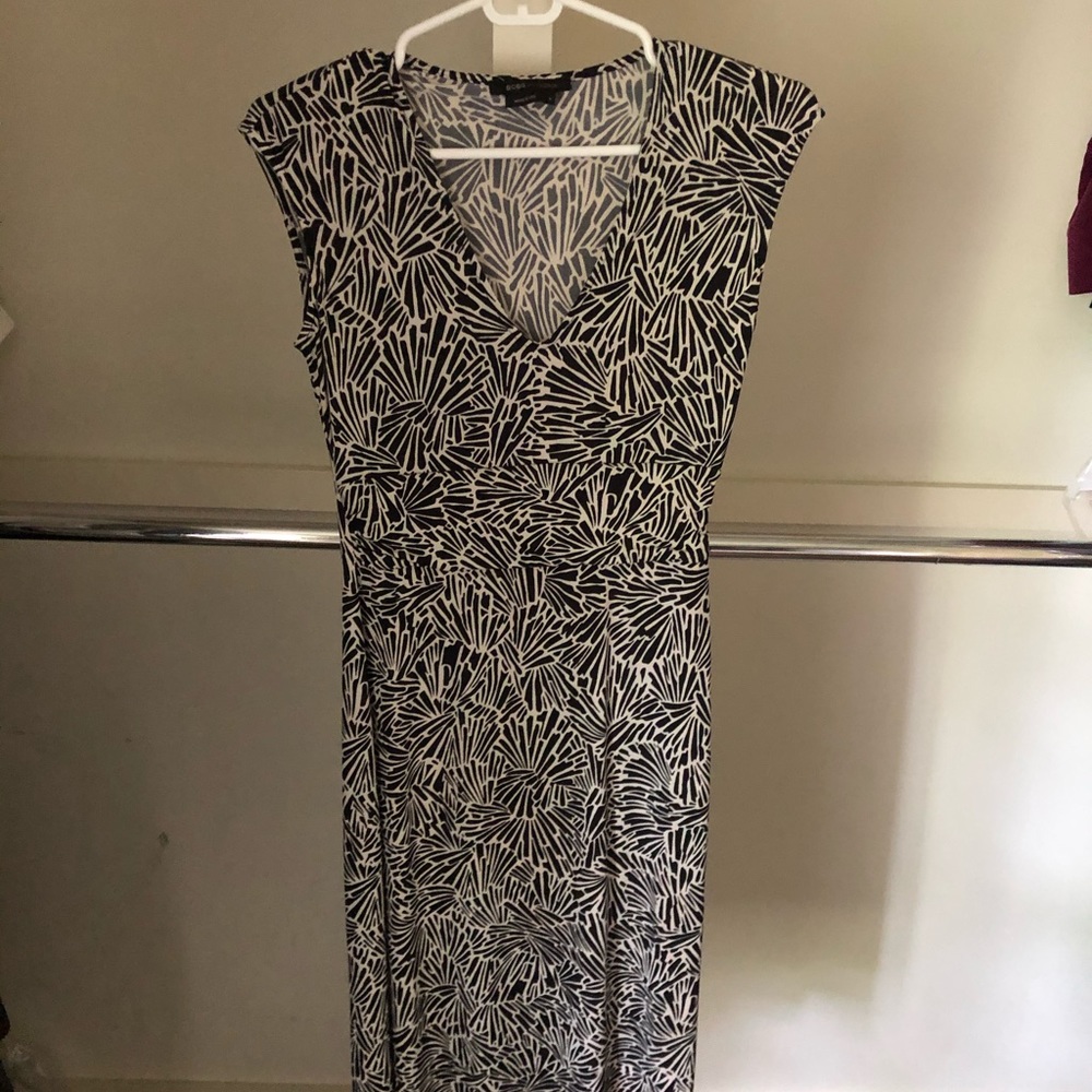 Bcbg maxazaria capsleeve dress